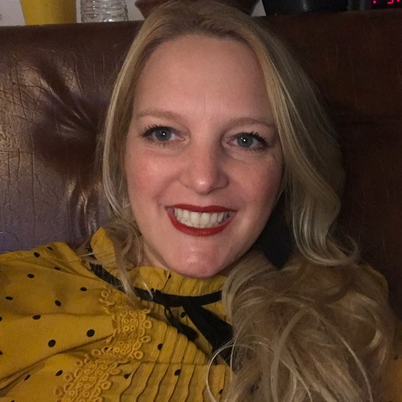 Meet your Posher, Susanna - Picture 1 of 1